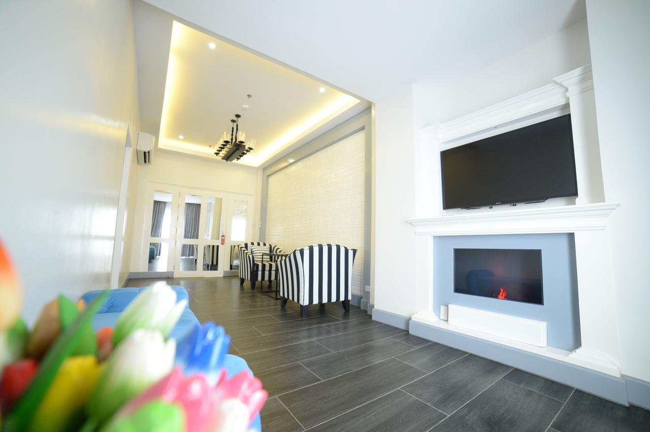 Hotel Carlito Tagaytay Tagaytay City Екстер'єр фото