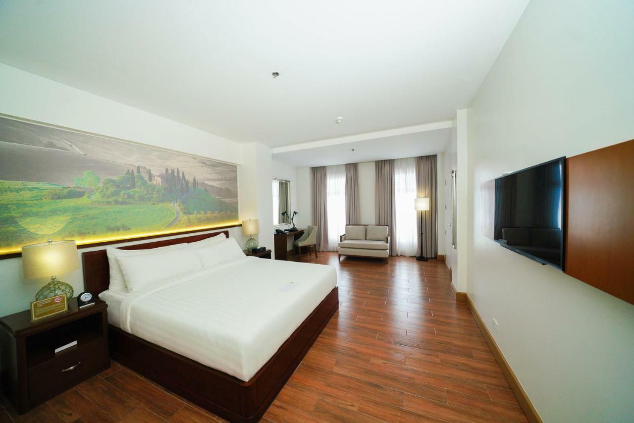 Hotel Carlito Tagaytay Tagaytay City Екстер'єр фото