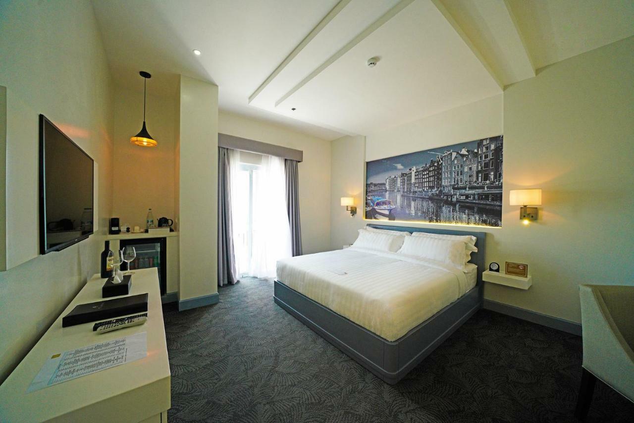 Hotel Carlito Tagaytay Tagaytay City Екстер'єр фото