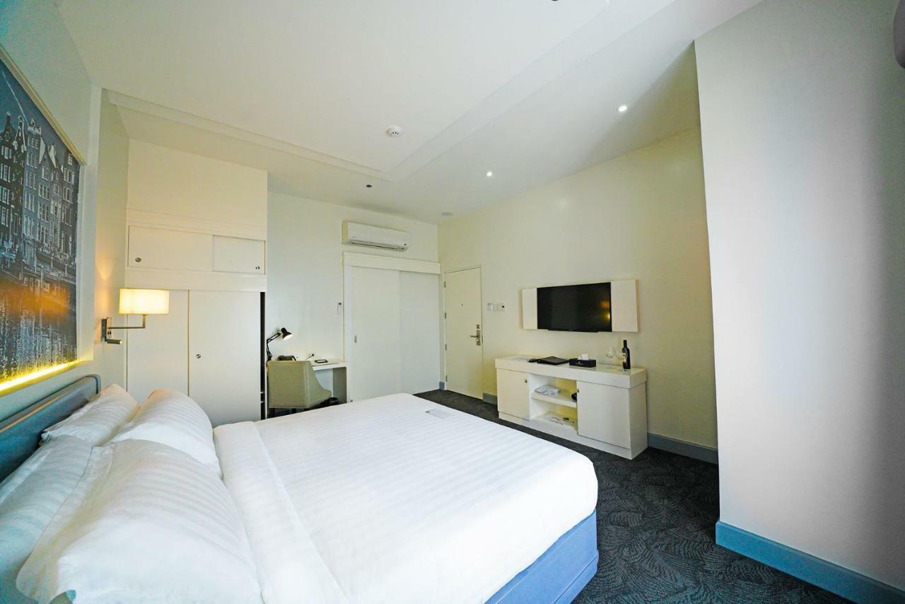 Hotel Carlito Tagaytay Tagaytay City Екстер'єр фото